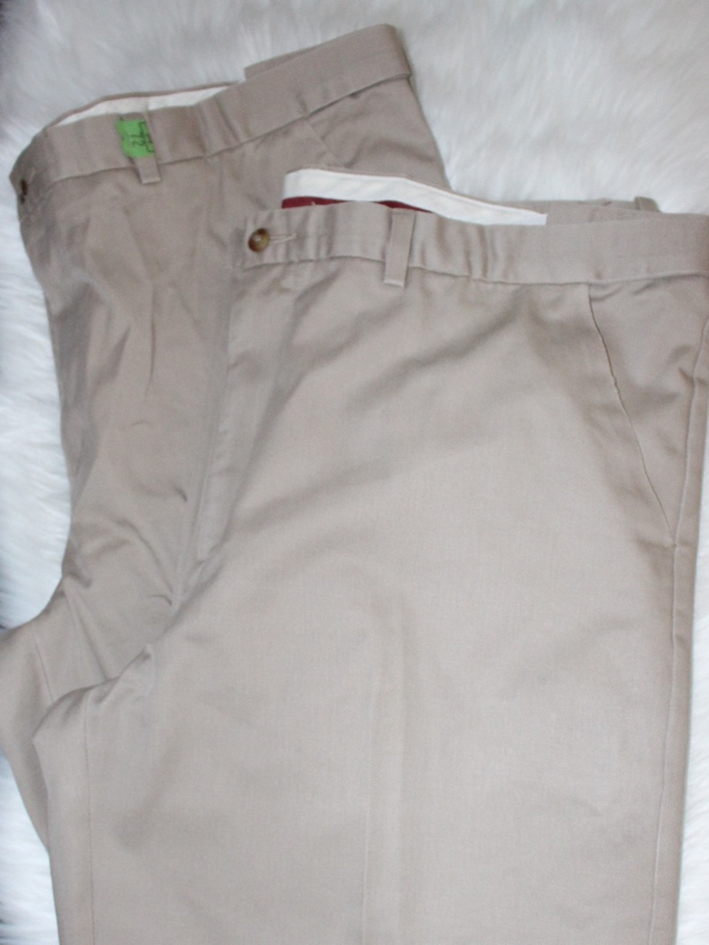 2 Lanesboro, Classic Beige Khaki Pants 40 x 32